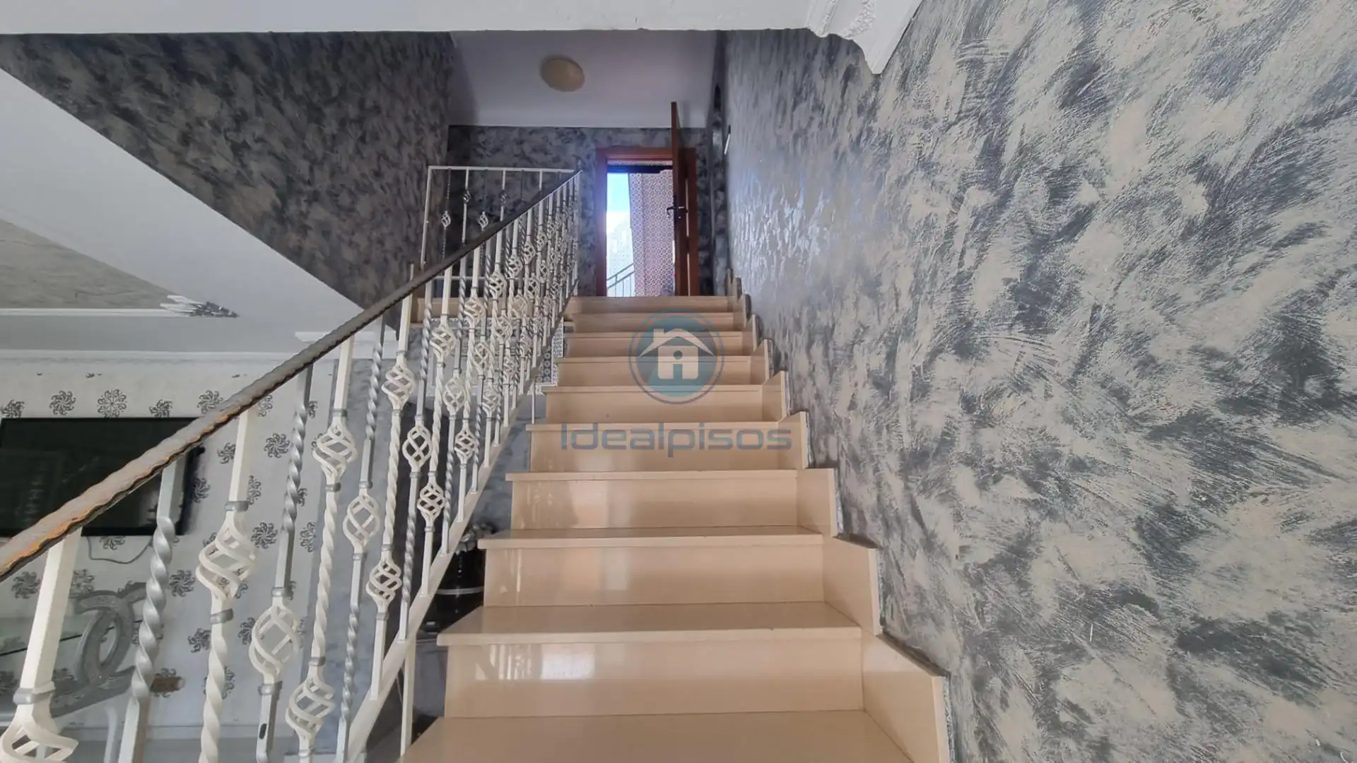 Casa o xalet en venda en Alicante / Alacant amb Aire condicionat, Jardí privat i Terrassa