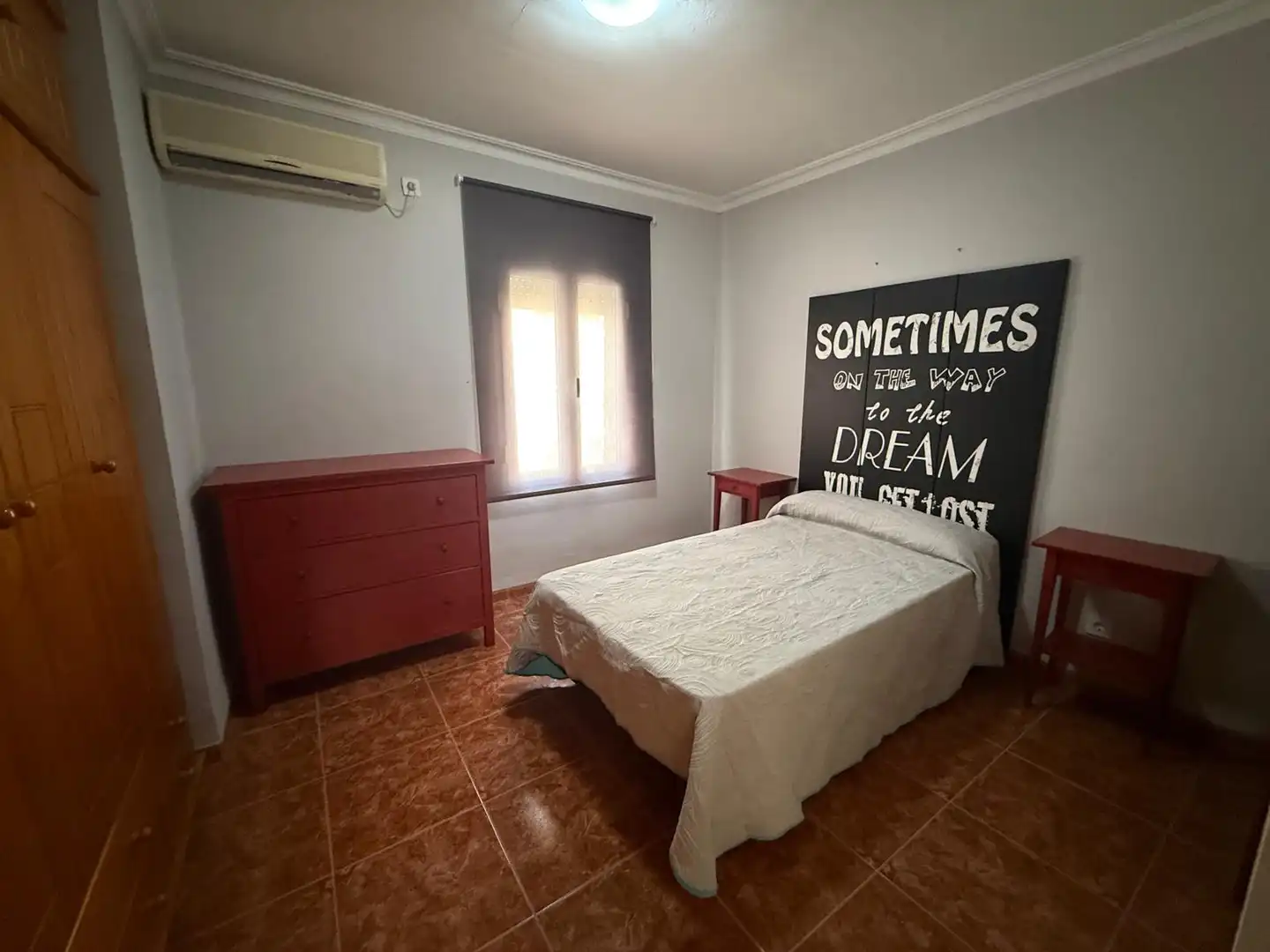 Habitación de Piso en venta en Dos Hermanas con Aire acondicionado, Calefacción y Amueblado