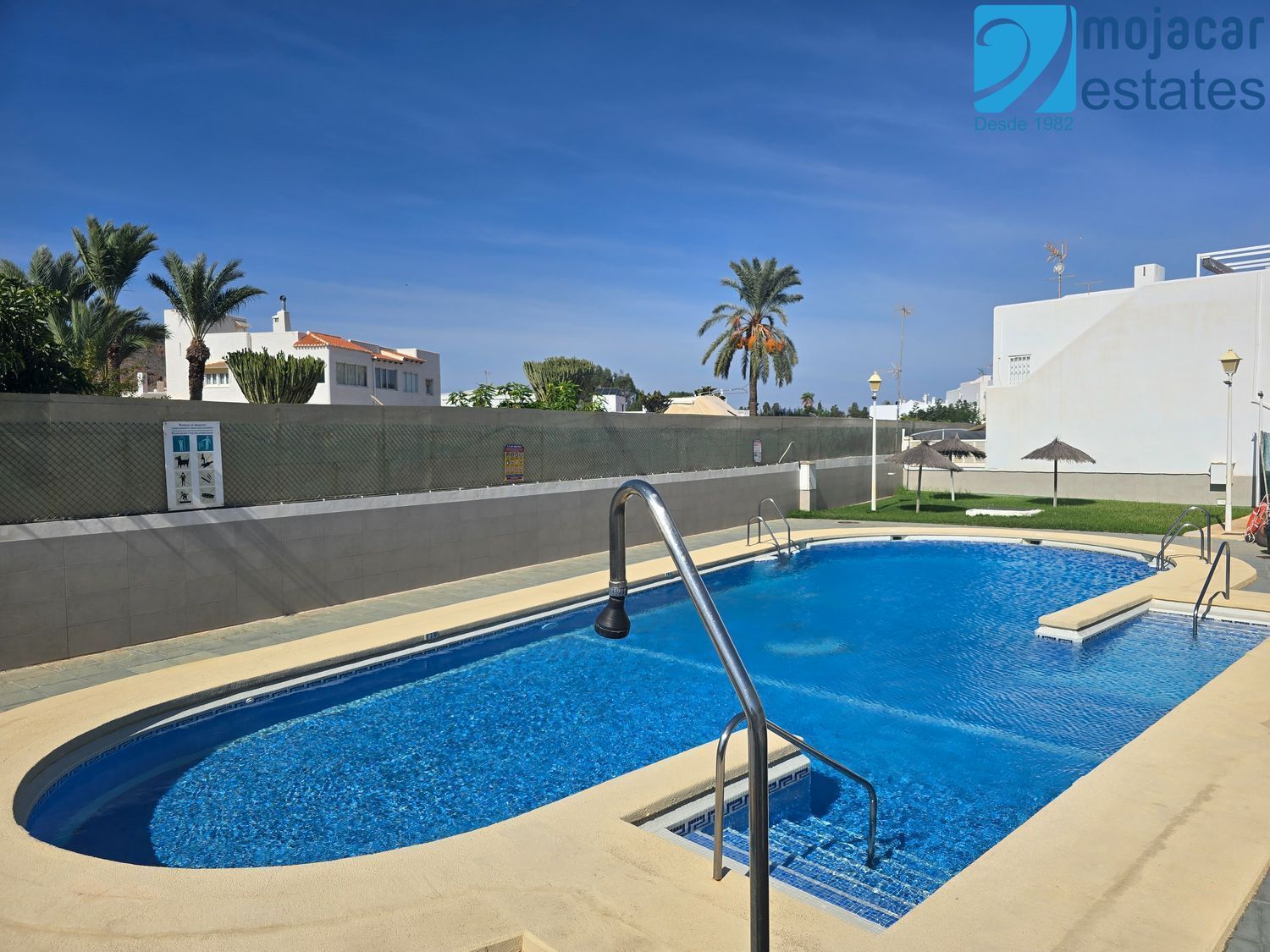 Piscina de Àtic en venda en Mojácar amb Aire condicionat, Terrassa i Traster
