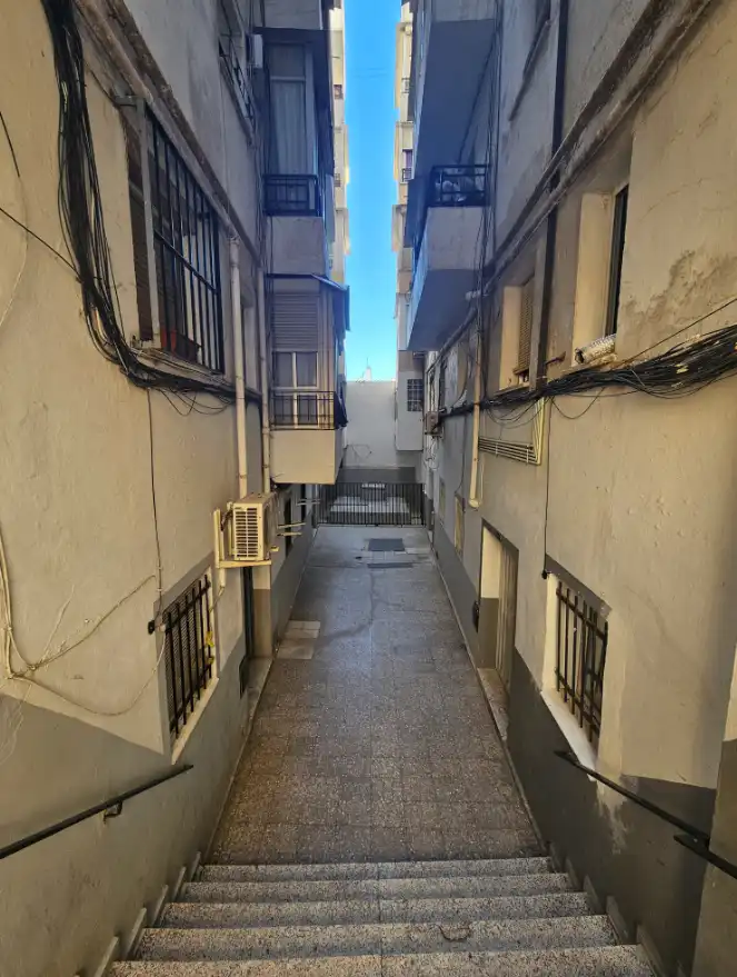 Vista exterior de Planta baja en venta en San Juan de Aznalfarache