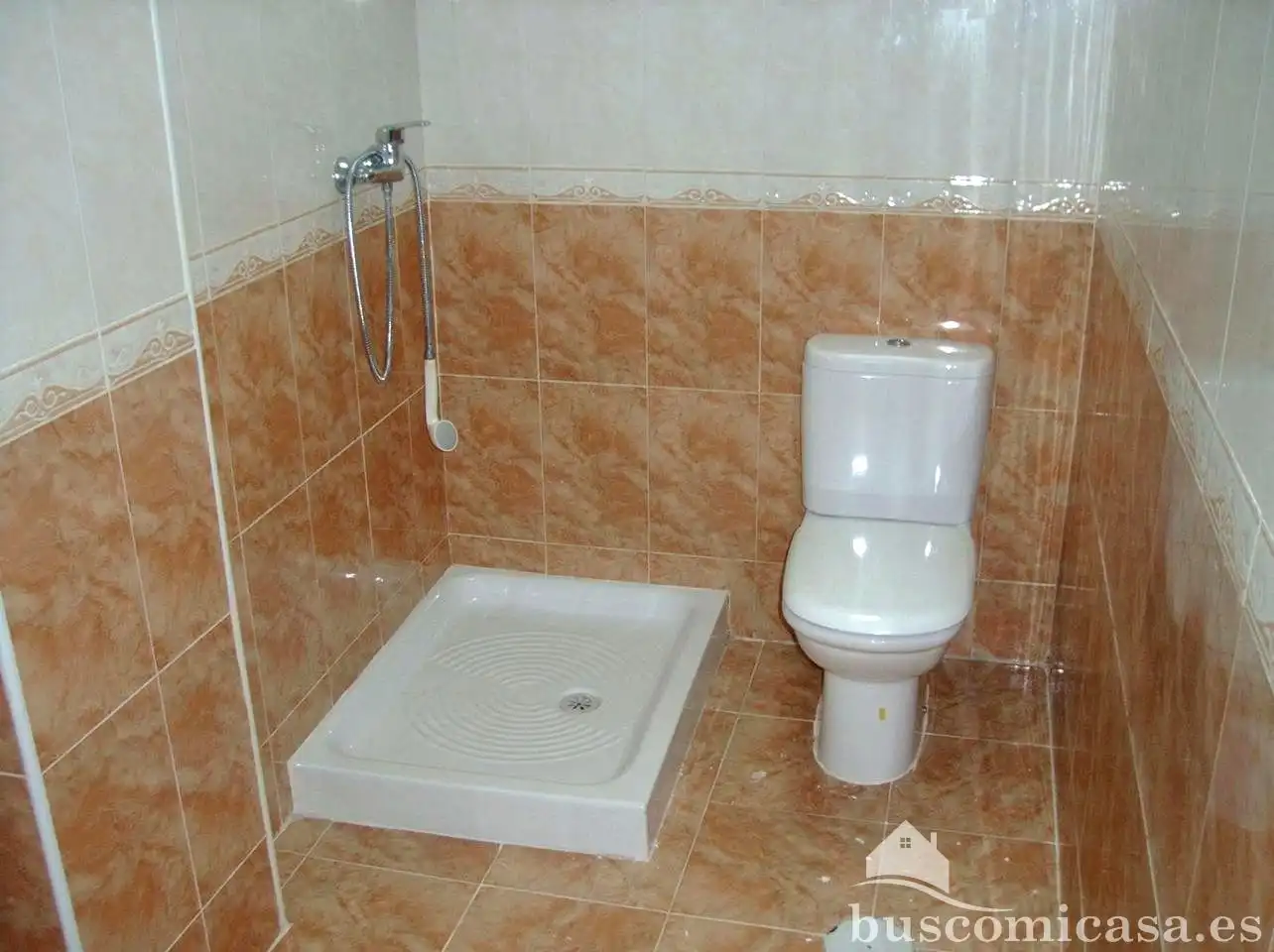 Flat for rent in Calle Reino Unido, San Gonzalo