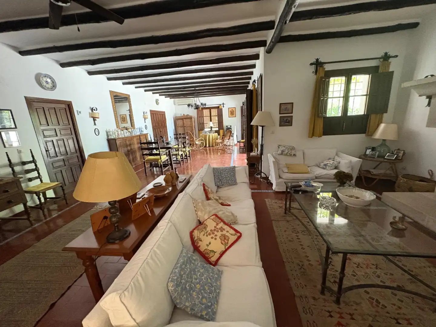 Sala d'estar de Casa o xalet en venda en Córdoba amb Aire condicionat, Jardí privat i Piscina