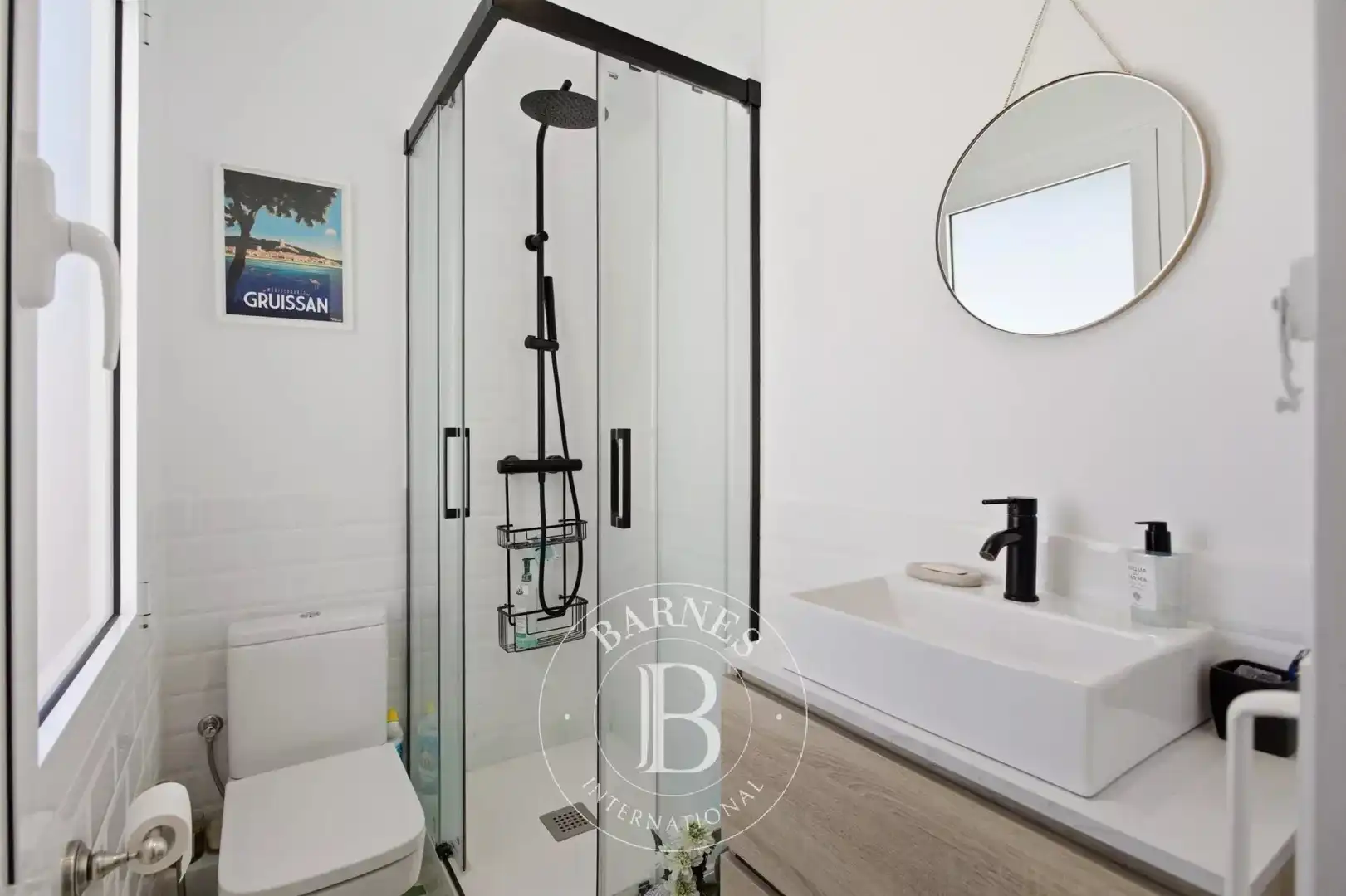 Badezimmer von Dachboden zum Verkauf in Barcelona mit Klimaanlage, Heizung und Terrasse