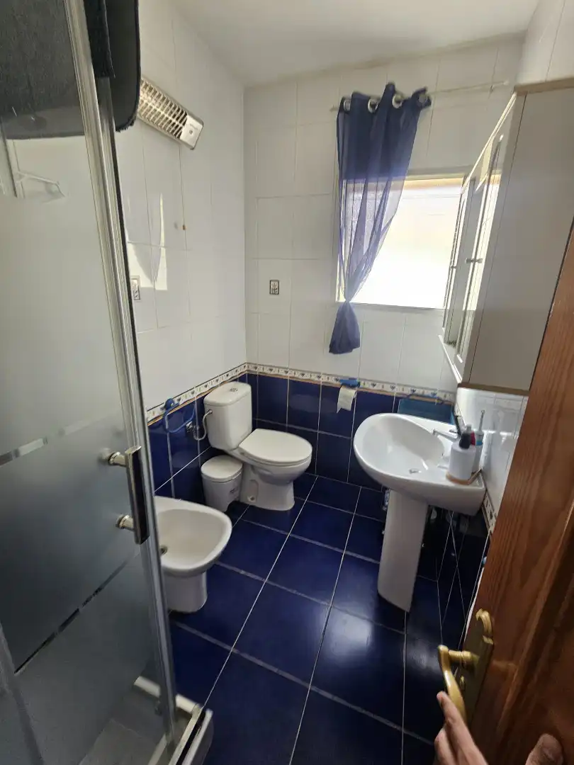 Bany de Casa o xalet de lloguer en Cartagena amb Jardí privat, Moblat i Forn