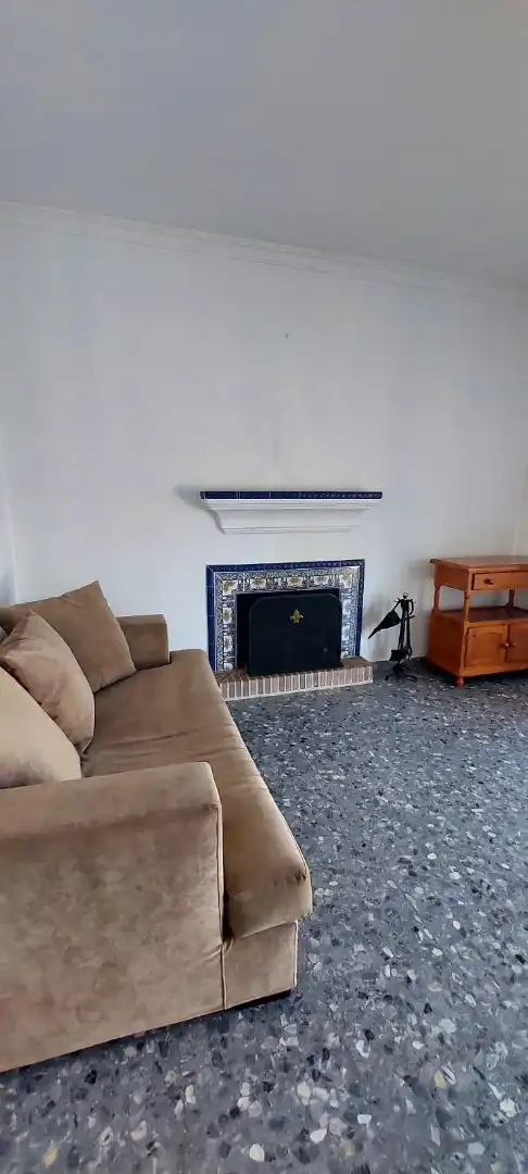 Sala de estar de Casa o chalet para compartir en Marbella con Aire acondicionado, Terraza y Amueblado