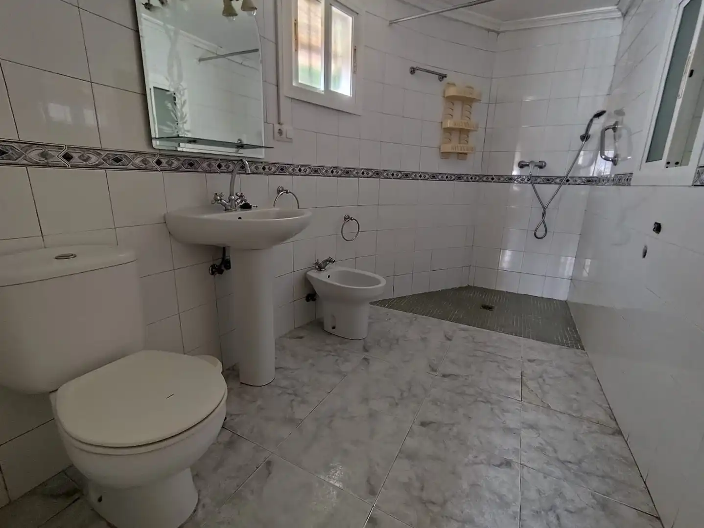 House for sale in El Castillo de las Guardas, imagen 8