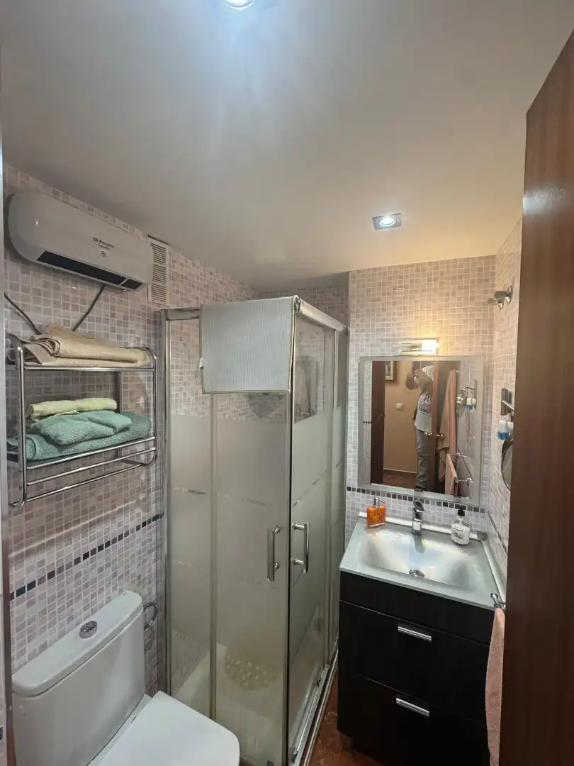 Bathroom of Flat for sale in Salut - Lloreda