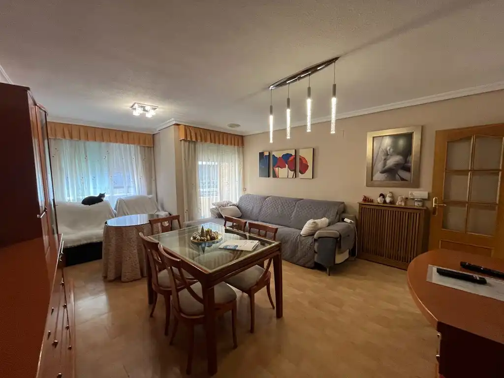 Sala de estar de Piso en venta en  Albacete Capital con Aire acondicionado, Calefacción y Terraza