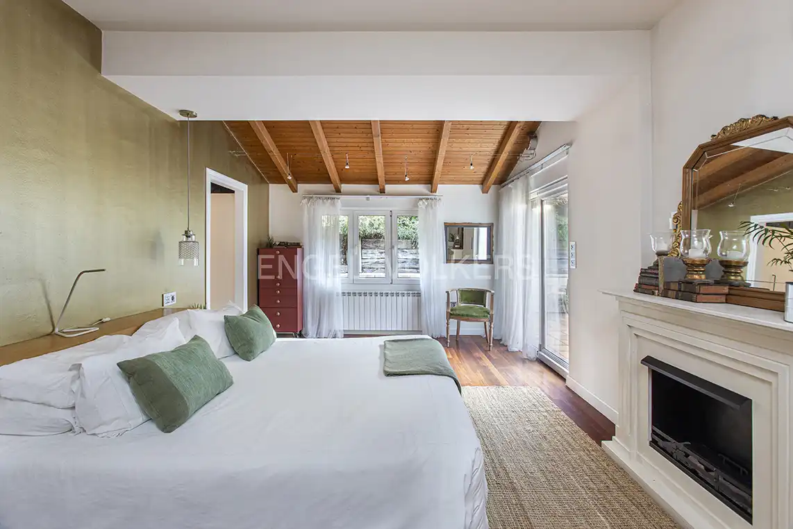 Habitación de Casa o chalet en venta en Gijón  con Calefacción, Jardín privado y Terraza