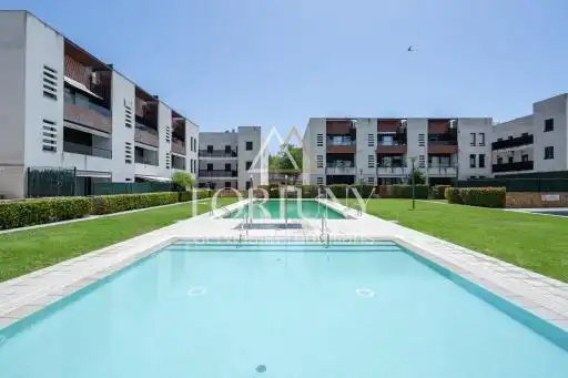 Exterior view of Flat for sale in Cambrils  with Air Conditioner and Swimming Pool