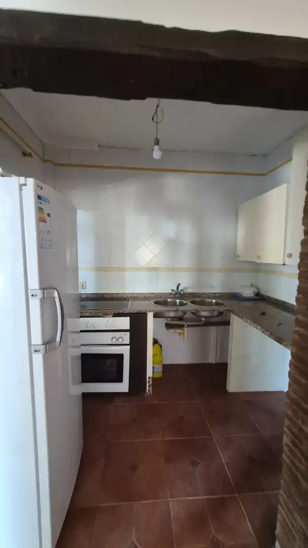 Cuina de Finca rústica en venda en Los Barrios amb Jardí privat, Terrassa i Piscina