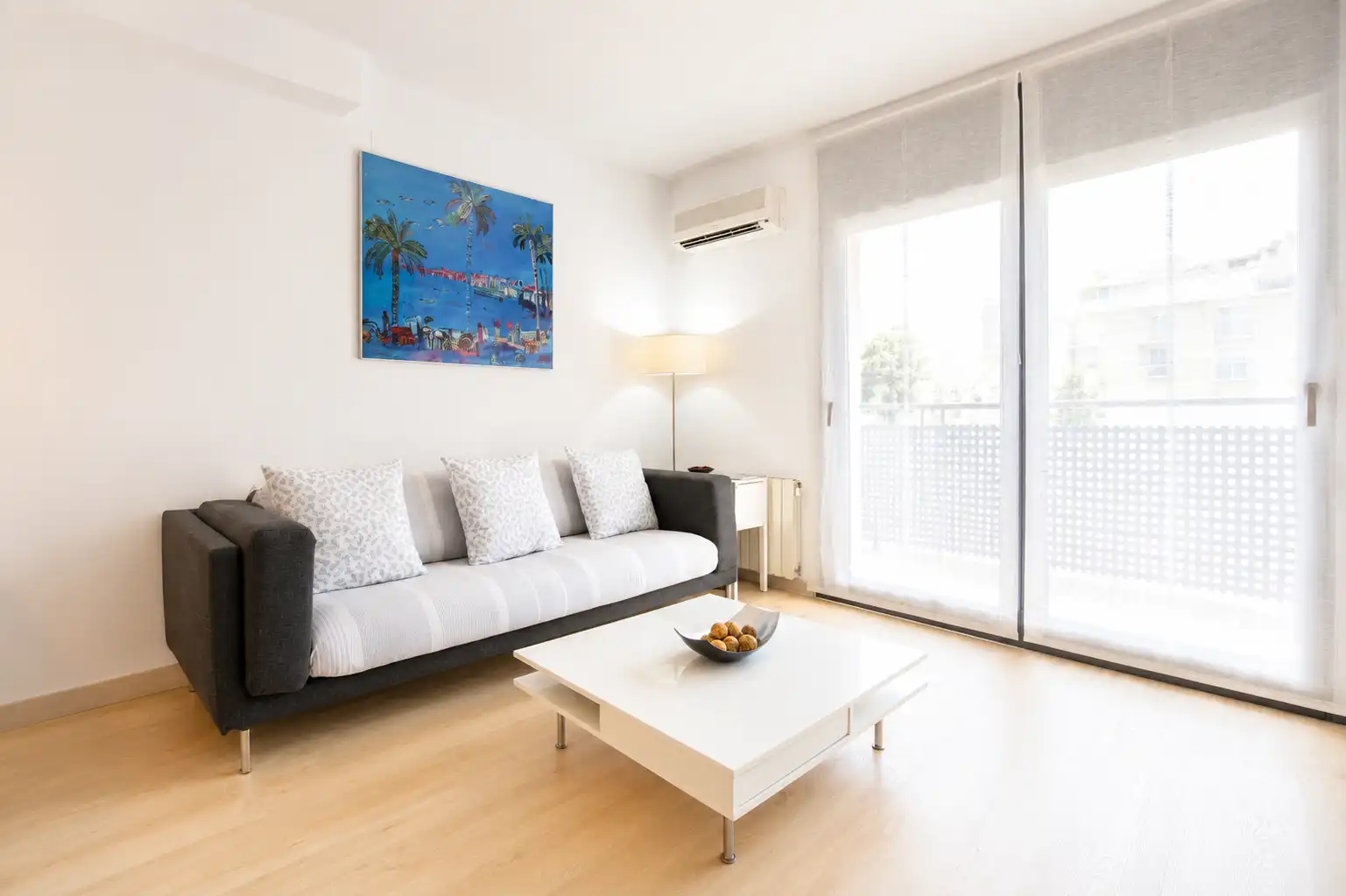 Sala de estar de Piso en venta en Santa Coloma de Gramenet con Aire acondicionado, Calefacción y Terraza