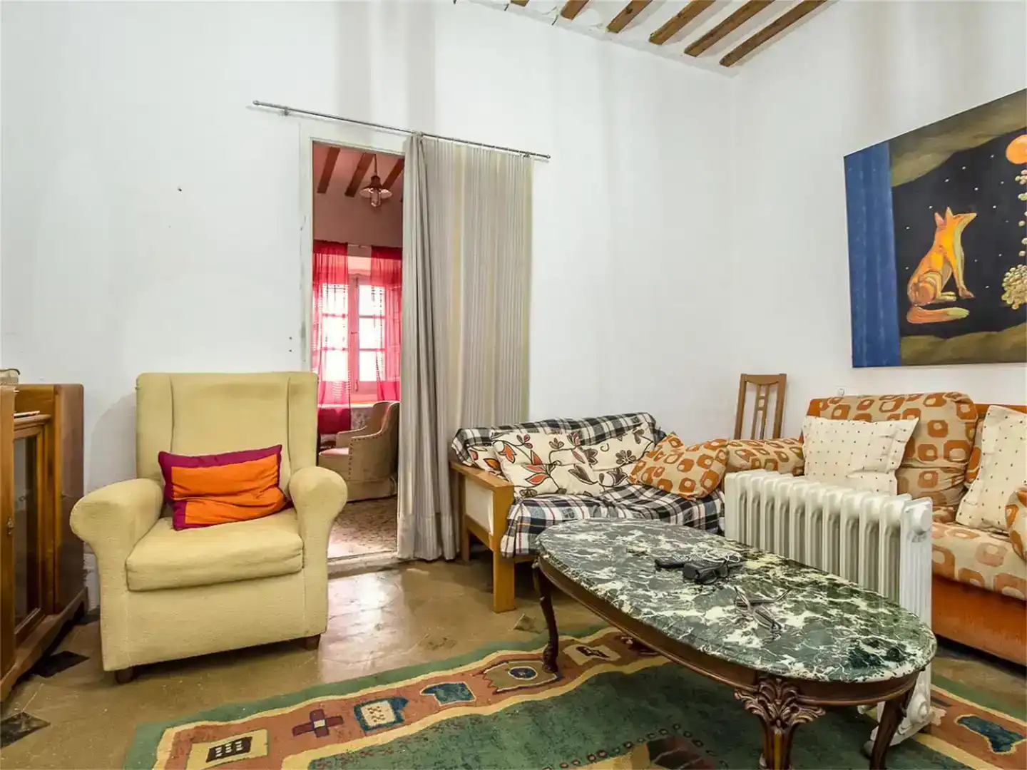 Sala d'estar de Casa adosada en venda en Alcubillas amb Jardí privat, Traster i Balcó