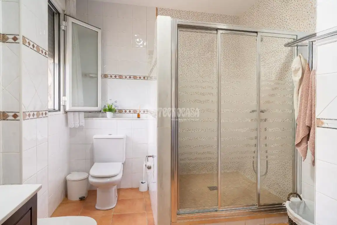 Baño de Finca rústica en venta en Torreperogil con Aire acondicionado y Calefacción