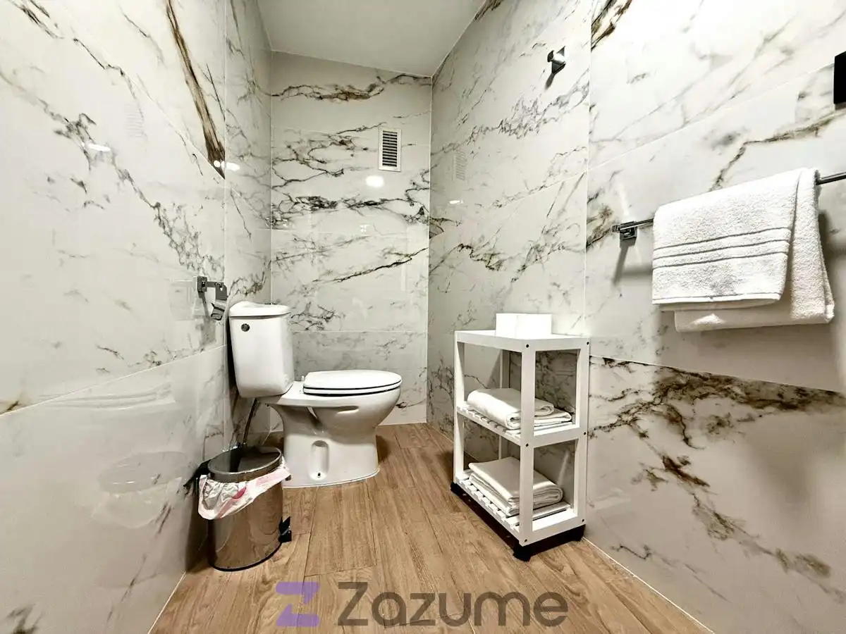 Flat with lift to rent in Pl. de Sta. Marina, imagen 12