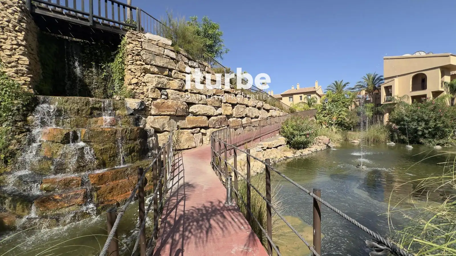 Exterior view of Flat for rent in Benahavís  with Air Conditioner, Terrace and Swimming Pool