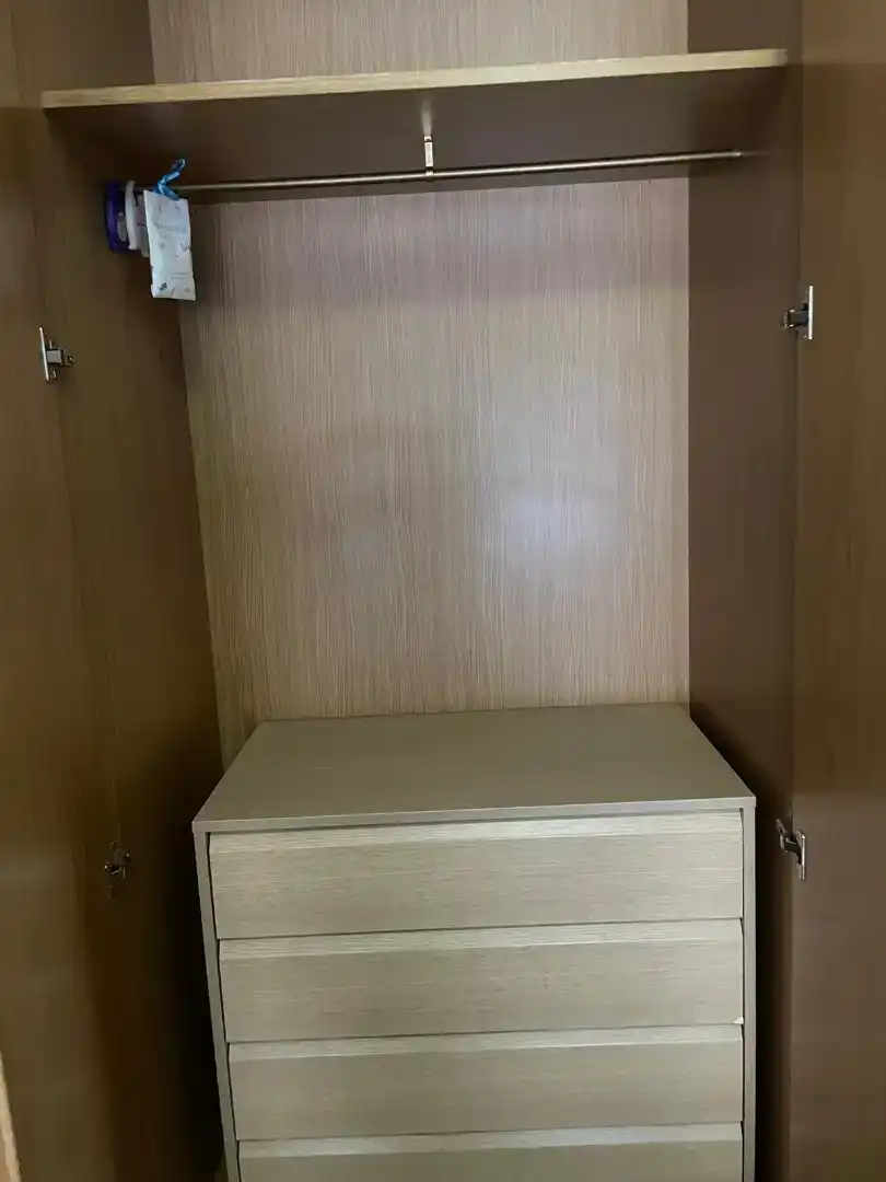 Dormitori de Pis en venda en La Pobla de Vallbona amb Aire condicionat