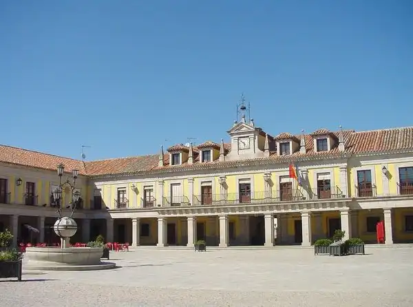 Vista exterior de Pis en venda en Brunete amb Terrassa i Moblat