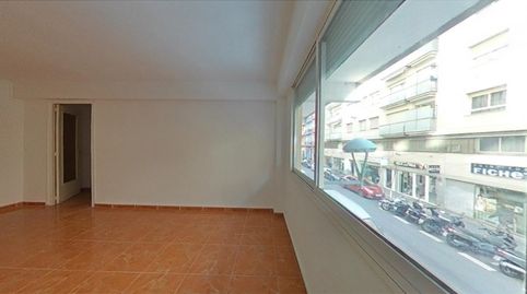 Tarragona. C. Sevilla. Piso de 4 habitaciones en venta., imatge 2