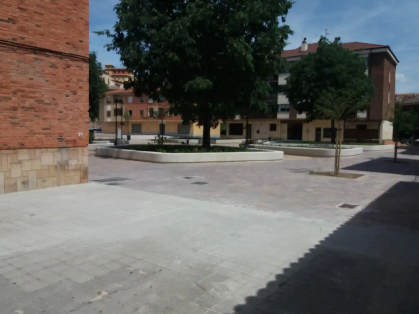 Vista exterior de Dúplex en venta en Segovia con Calefacción, Terraza y Balcón