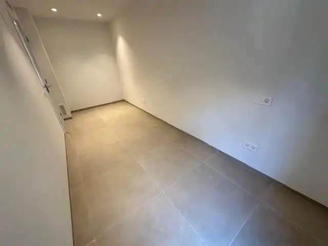 Piso de alquiler en Badalona con Calefacción y Balcón