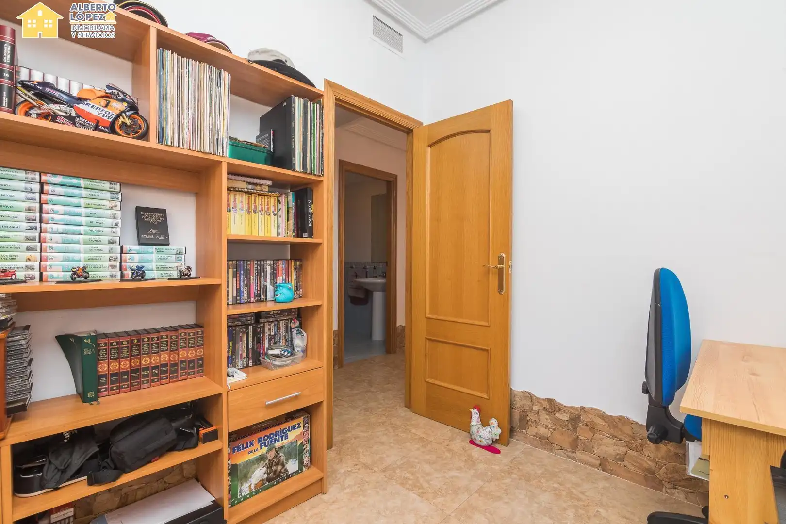 Casa adosada en venta en Elche / Elx con Aire acondicionado, Calefacción y Balcón