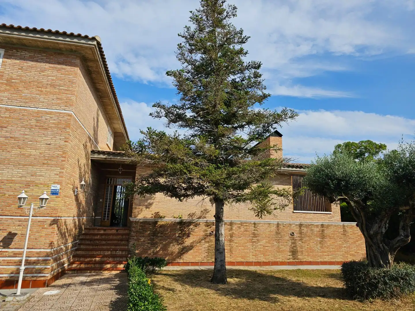 Detached house with terrace for sale in Montserrat, imagen 4