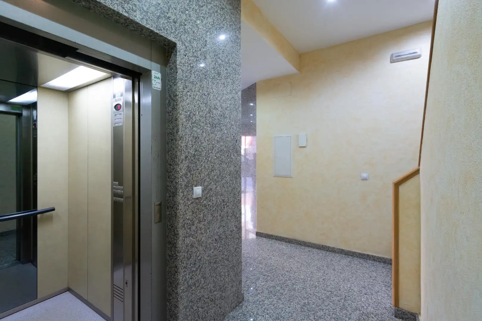 Piso en venta en Cartagena con Aire acondicionado, Calefacción y Balcón