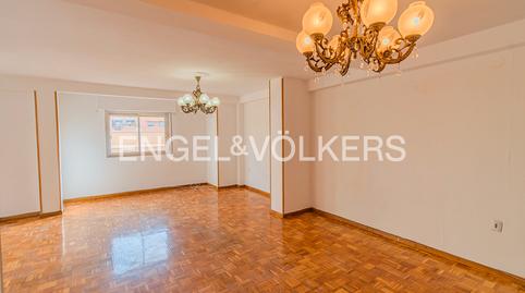 Foto 3 de Piso en venta en Isabel la Católica, Benalúa, Alicante / Alacant