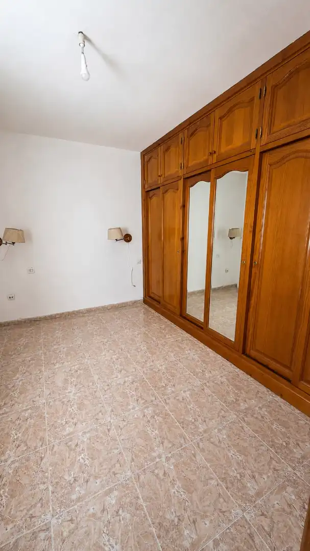 Dormitori de Àtic en venda en Almería amb Terrassa i Traster