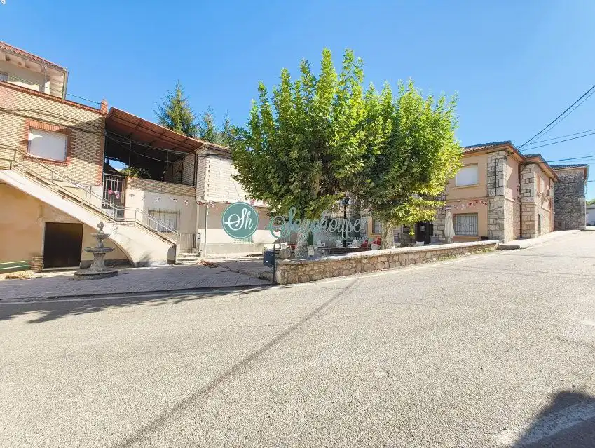 Vista exterior de Casa o chalet en venta en Fuentesoto con Calefacción