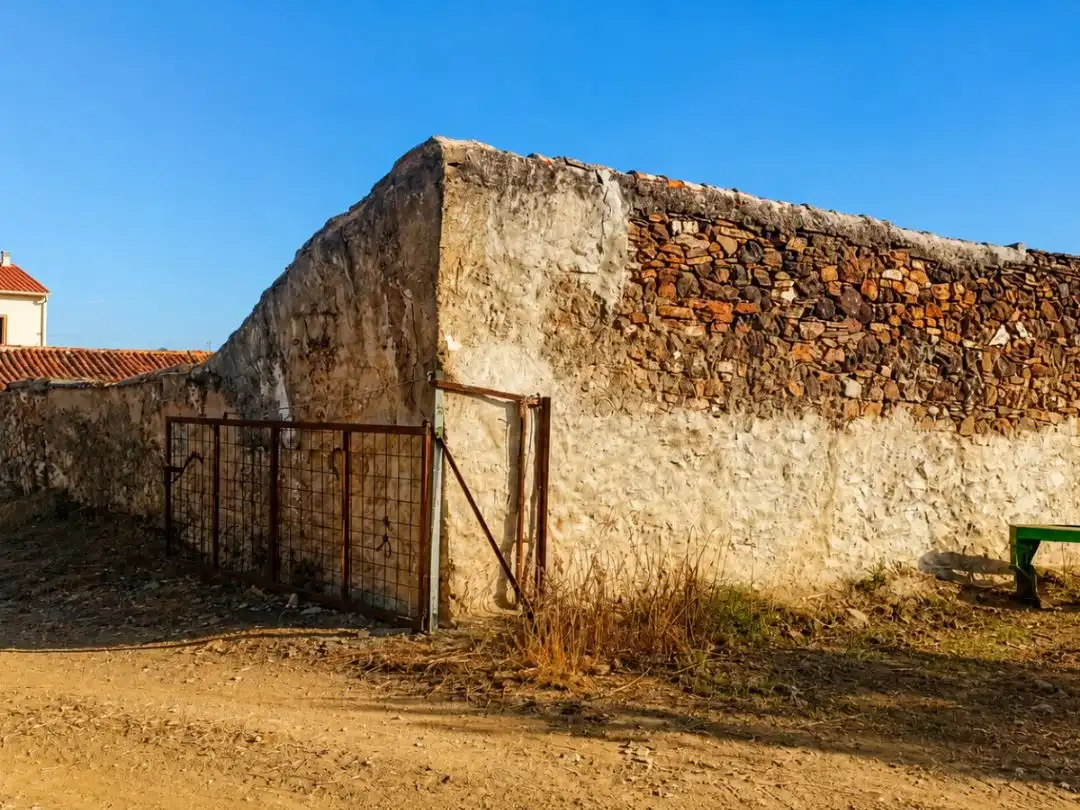 Vista exterior de Residencial en venda en La Lapa, Badajoz