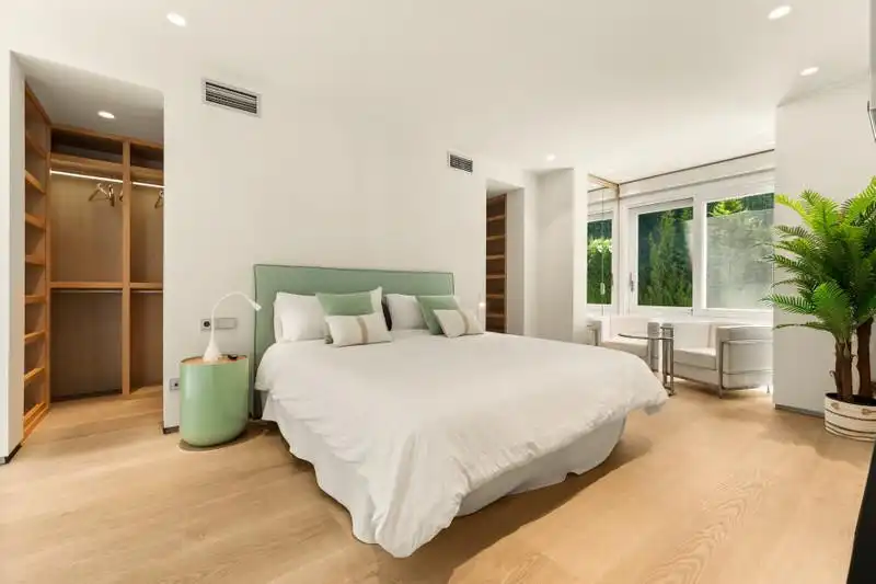 Bedroom of Houses for rent in Marbella  with Air Conditioner, Private garden and Terrace
