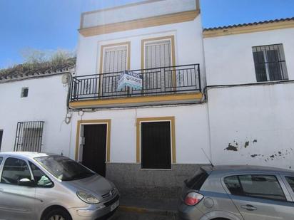 Vista exterior de Casa o xalet en venda en Fuentes de Andalucía amb Calefacció