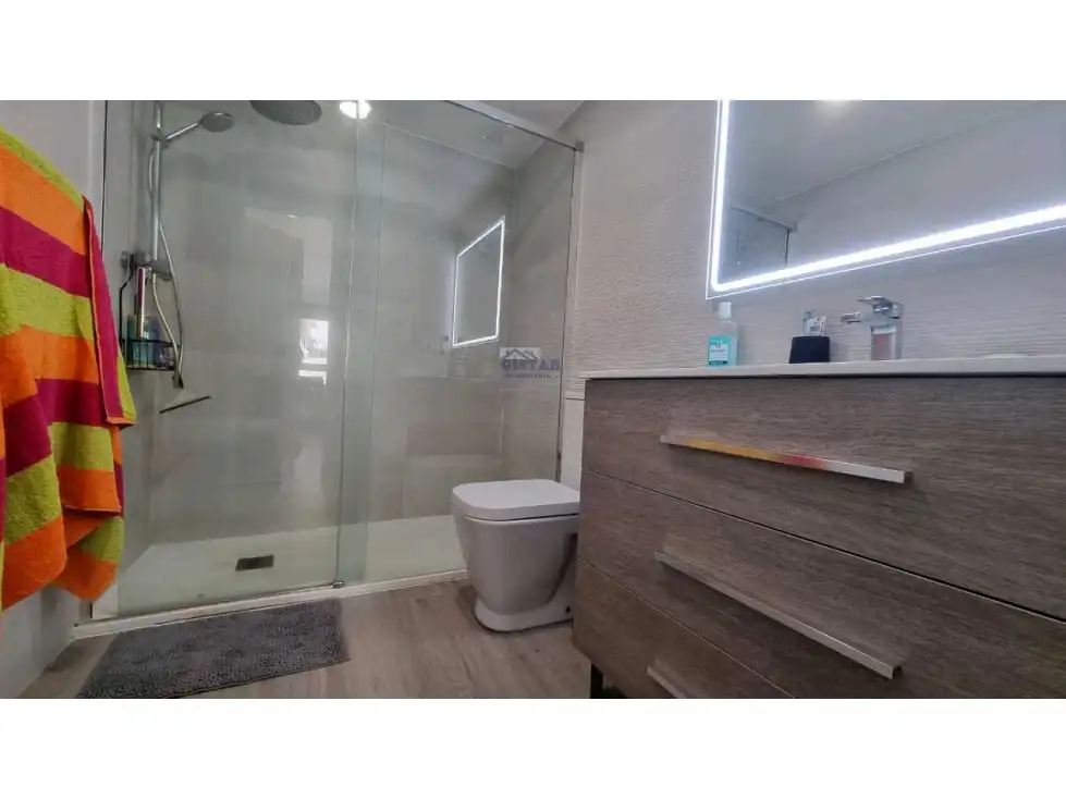 Baño de Apartamento en venta en Dénia con Aire acondicionado, Calefacción y Terraza