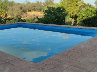 Villa con piscina in vendita a Montserrat