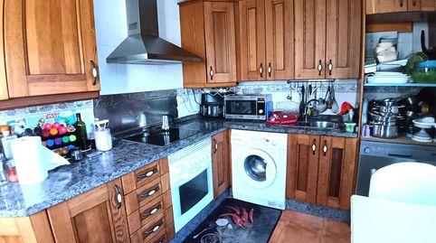 Foto 4 von Einfamilien-Reihenhaus zum Verkauf in Barrio Rioseco, Guriezo, Cantabria