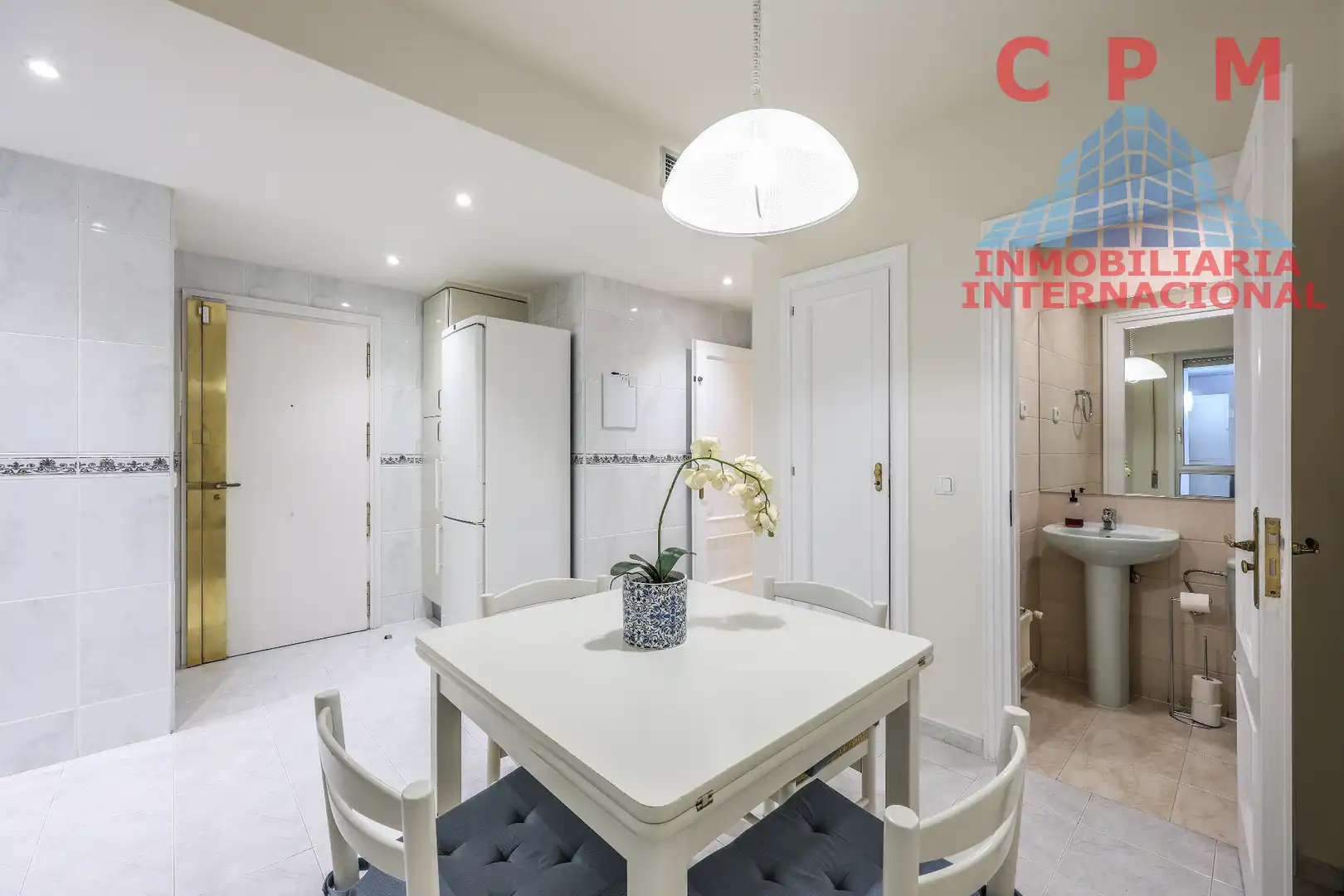 Küche von Wohnung zur Miete in Madrid mit Klimaanlage, Heizung und Parkett