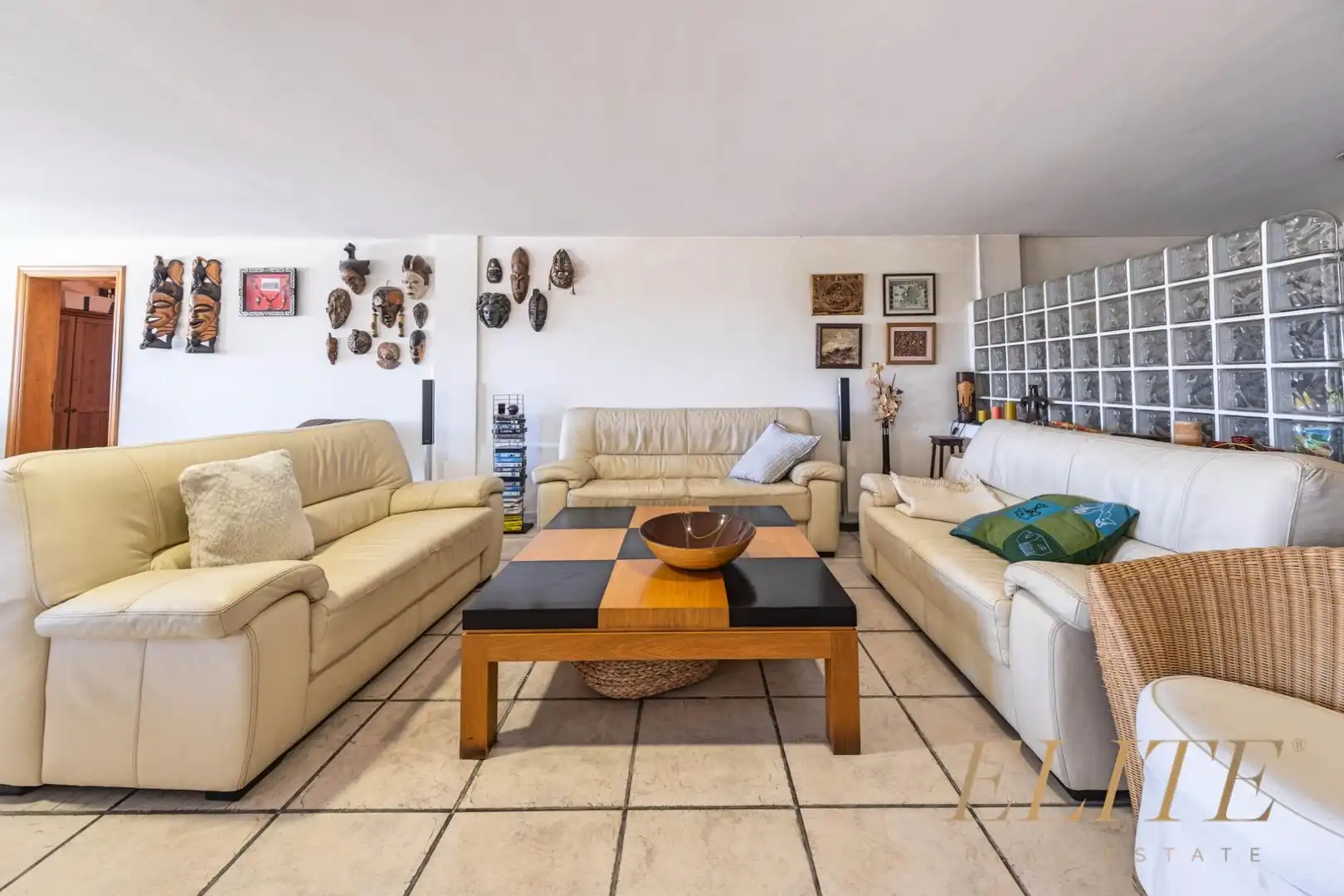 Sala d'estar de Casa o xalet en venda en Santa Brígida amb Calefacció, Jardí privat i Terrassa