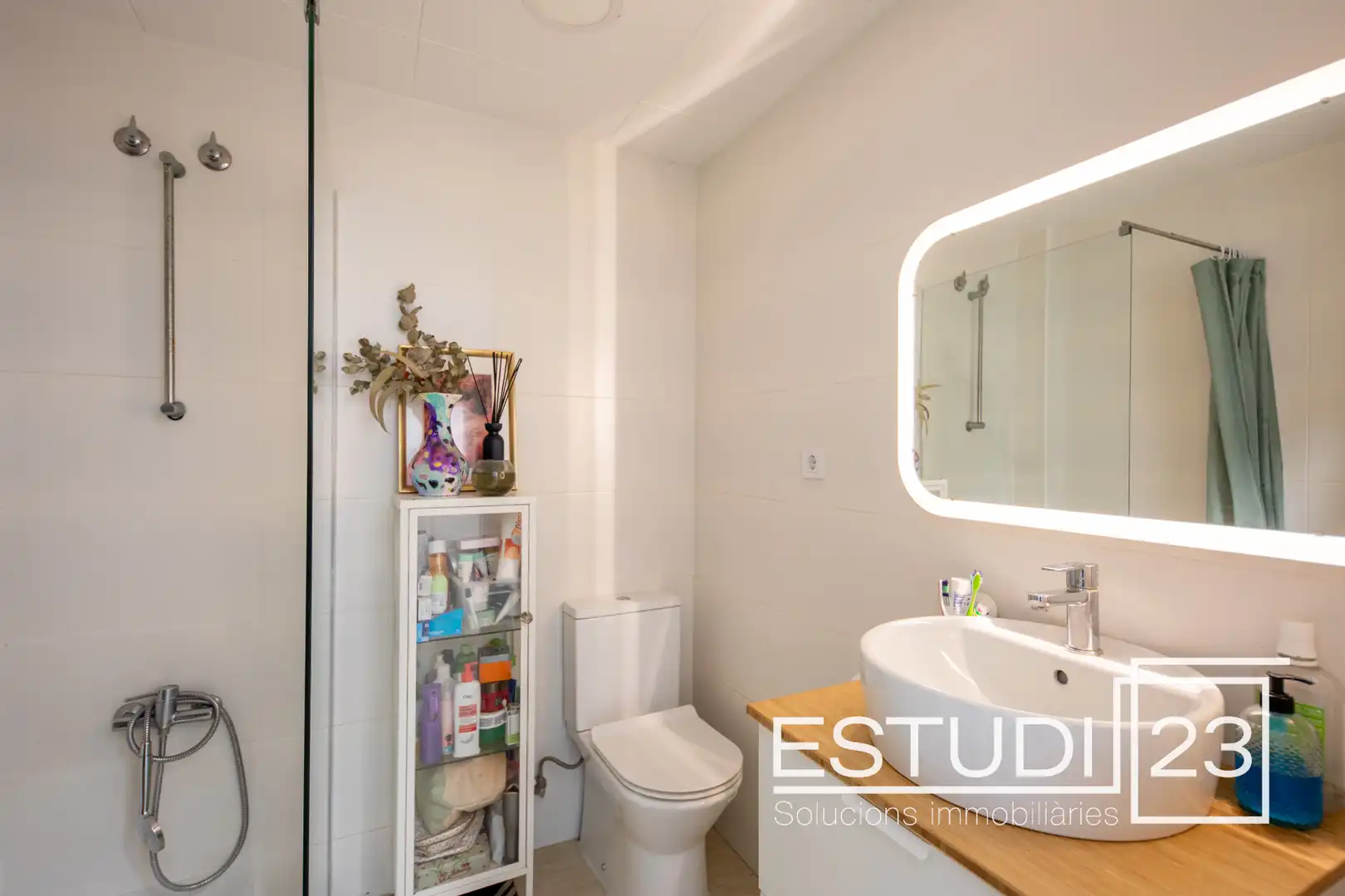 Baño de Piso en venta en Dosrius con Calefacción