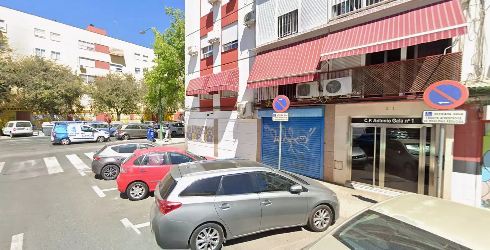 Vista exterior de Apartamento en venta en Sevilla