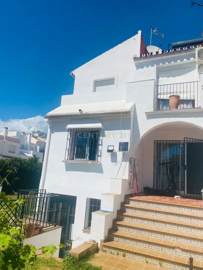 Adossat amb terrassa en venda a Calle García Lorca, Estepona, Spain 13, imagen 14