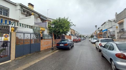 Foto 5 de Casa adosada en venta en Calle Geranio, Cavaleri, Mairena del Aljarafe