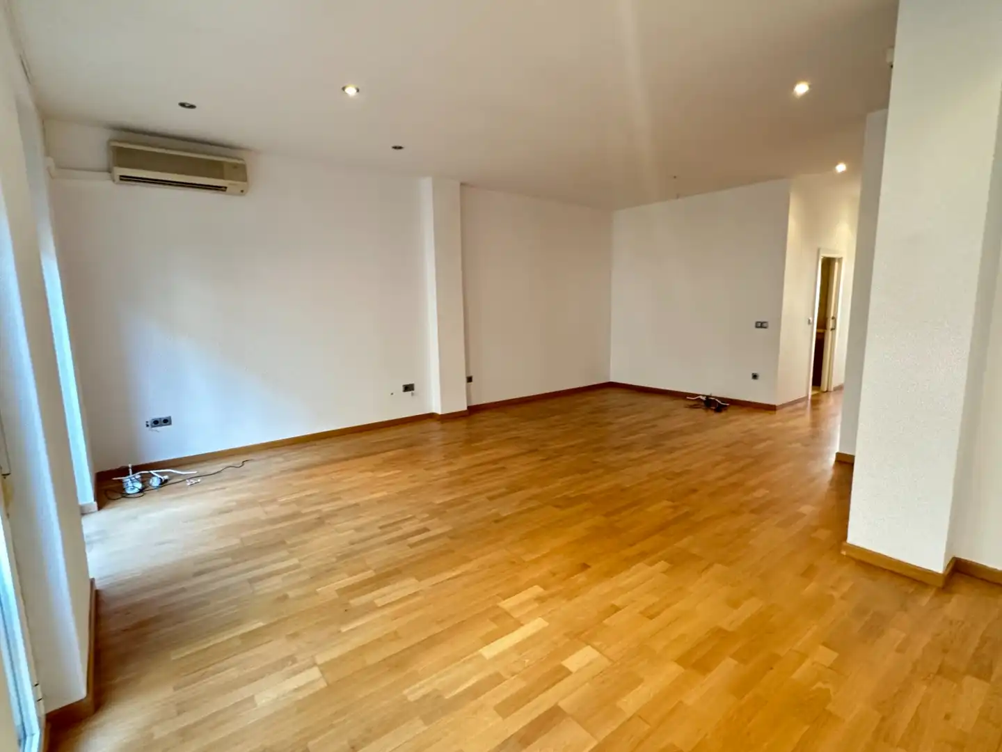 Flat with terrace to rent in Carrer del Mestre Gozalbo, imagen 6
