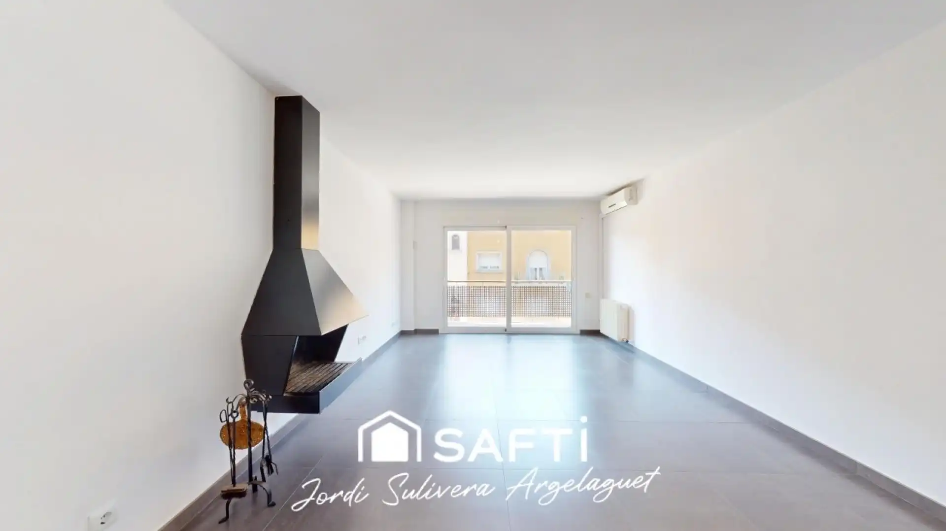 Vista exterior de Piso en venta en Girona con Aire acondicionado, Calefacción y Terraza