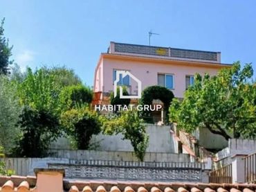Casa con jardín en venta en Riells i Viabrea