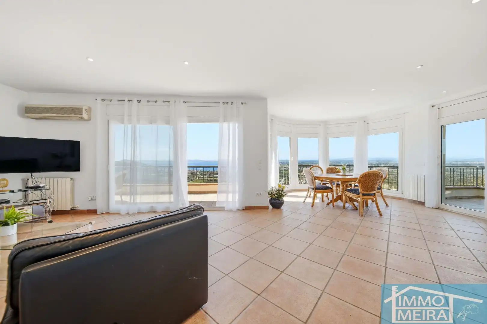 Exterior view of Houses for sale in Roses  with Air Conditioner, Heating and Private garden