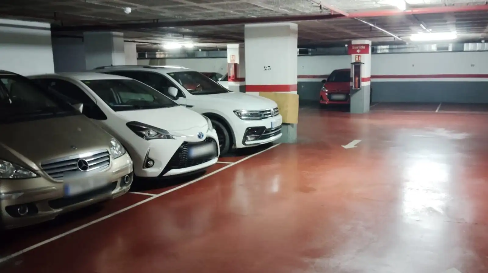 Parkplatz von Garage zur Miete in Barcelona