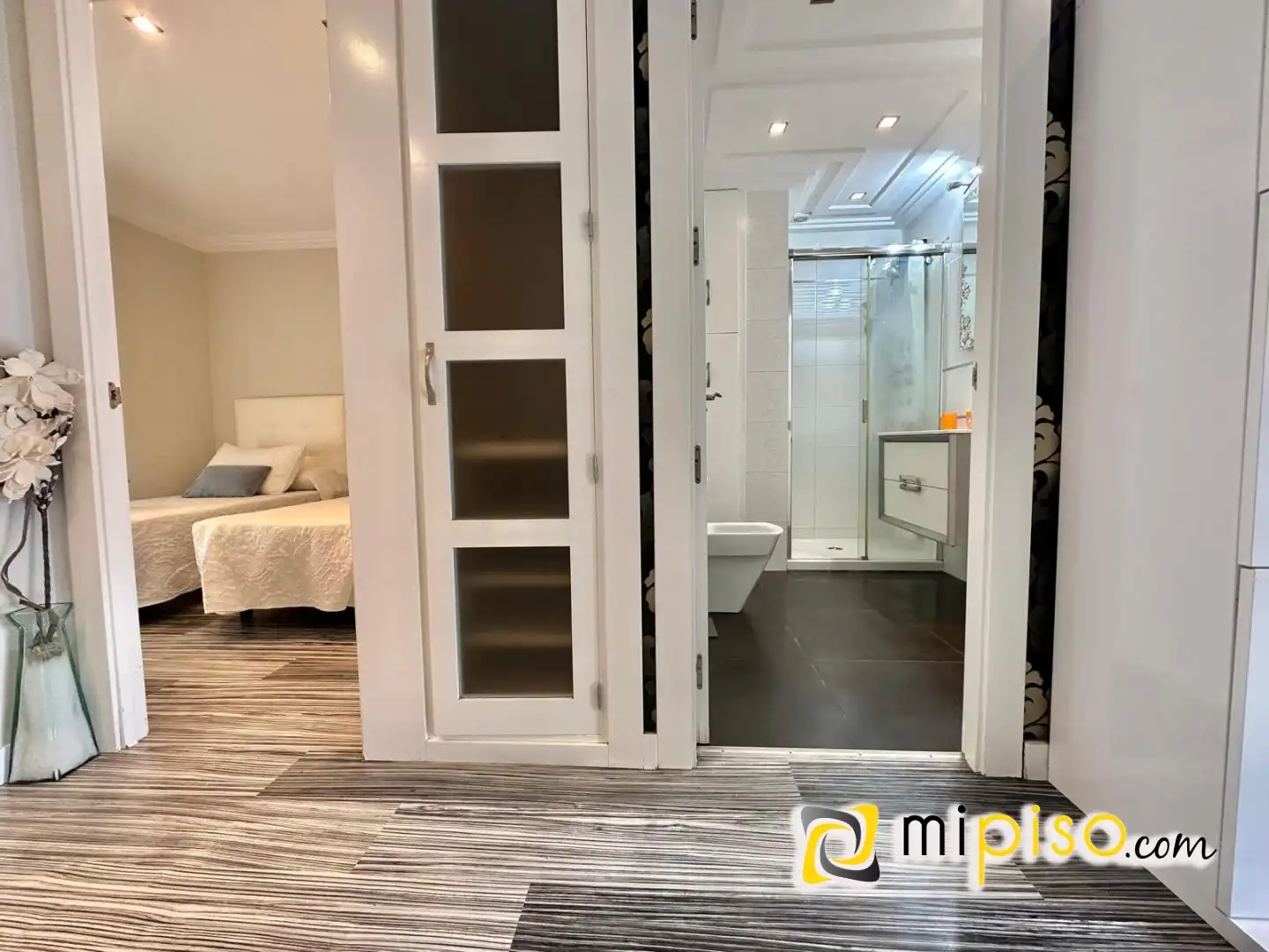 Badezimmer von Wohnung zur Miete in Laredo mit Terrasse und Möbliert