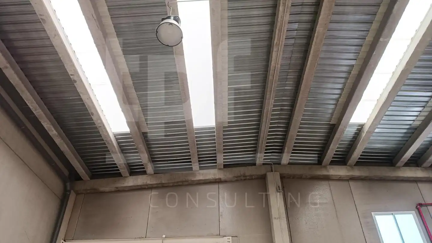Industrial building to rent in Avinguda dels Fusters, imagen 3